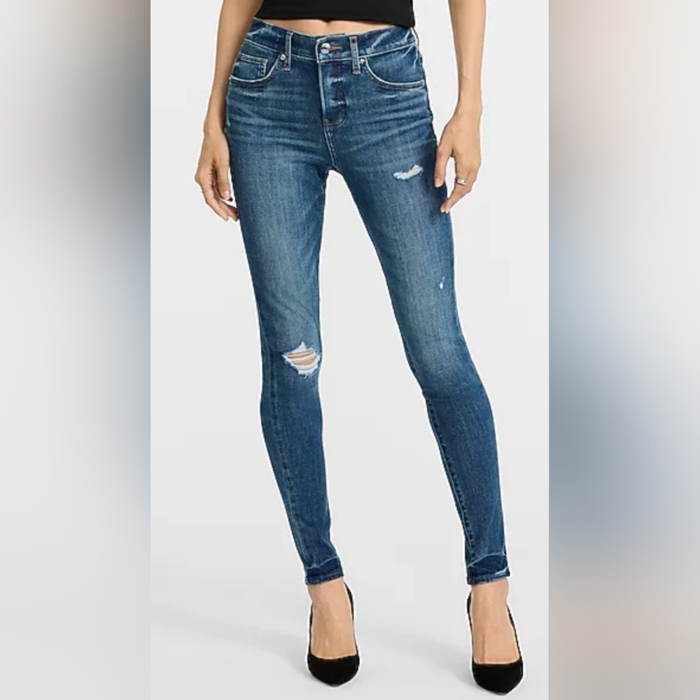 Womens Express Cropped Leggings Mid Rise Distressed Jeans Size 4. Never Worn.